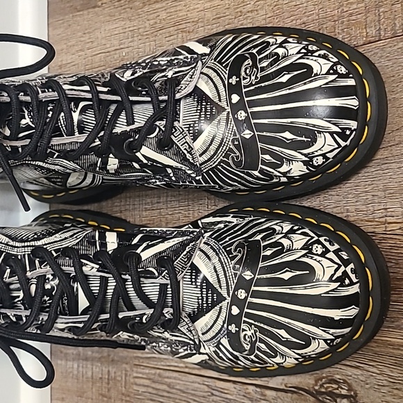 RARE Dr Martens 1460 Playing Cards boots - Picture 3 of 11